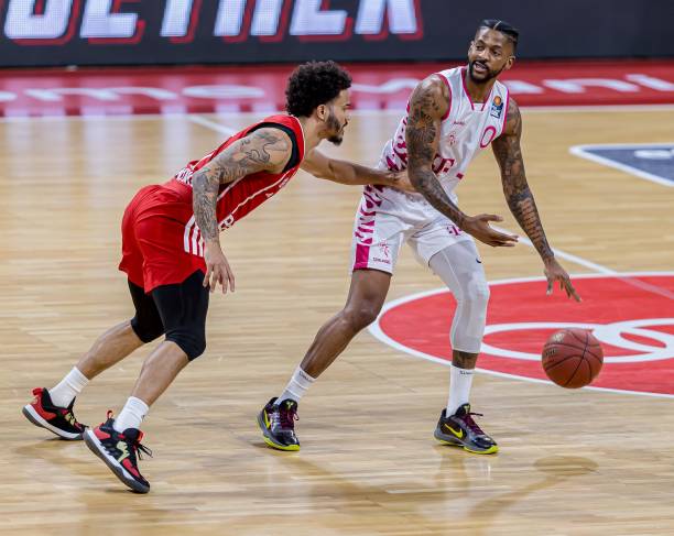 而这些战术 而这些战术